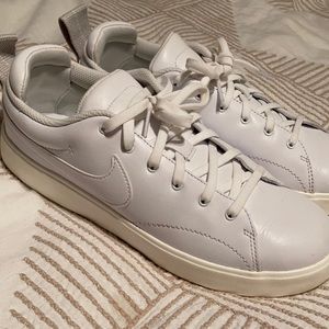 Nike retro casual sneakers